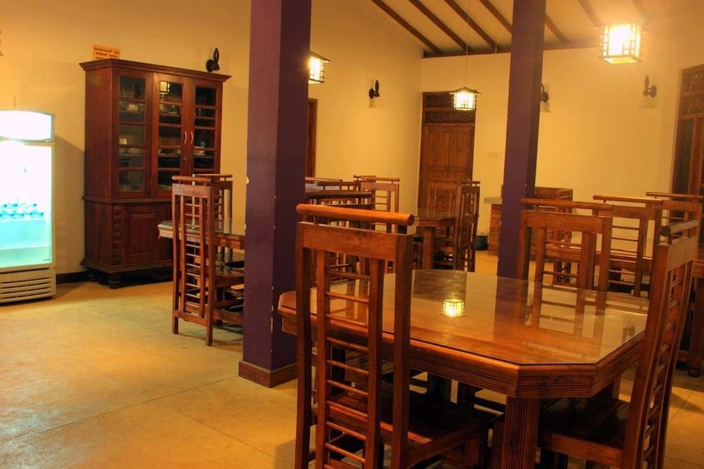 Lokuge Grand Resort Kataragama Dış mekan fotoğraf